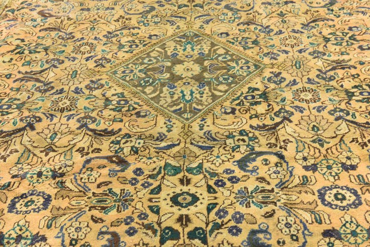 Detail image of 10' x 13' 2 Hand Knotted Farahan Persian Wool Rug