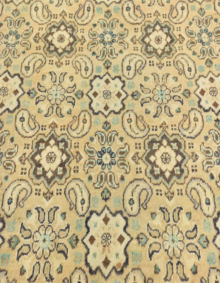Detail image of 9' 8 x 12' 7 Hand Knotted Farahan Persian Wool Rug