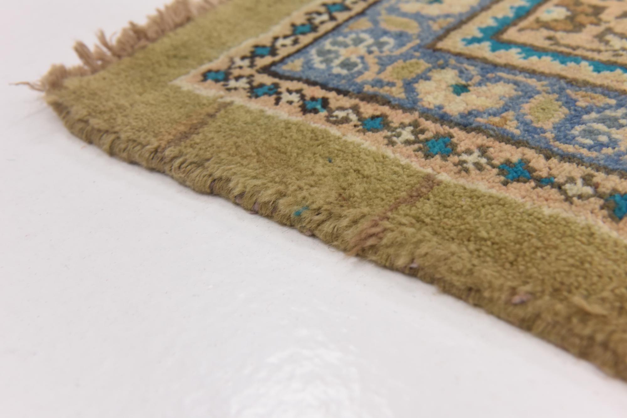 9' 10 x 13' 2 Hand Knotted Farahan Persian Wool Rug
