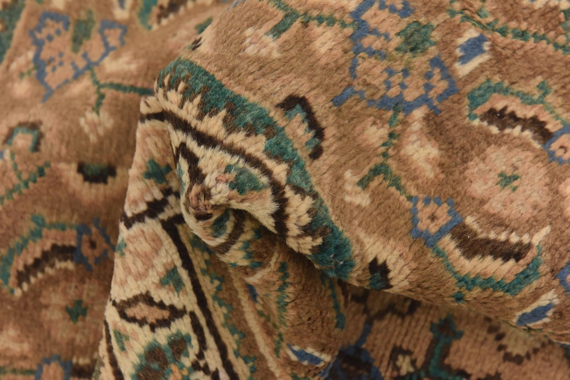 9' 7 x 13' 4 Hand Knotted Farahan Persian Wool Rug