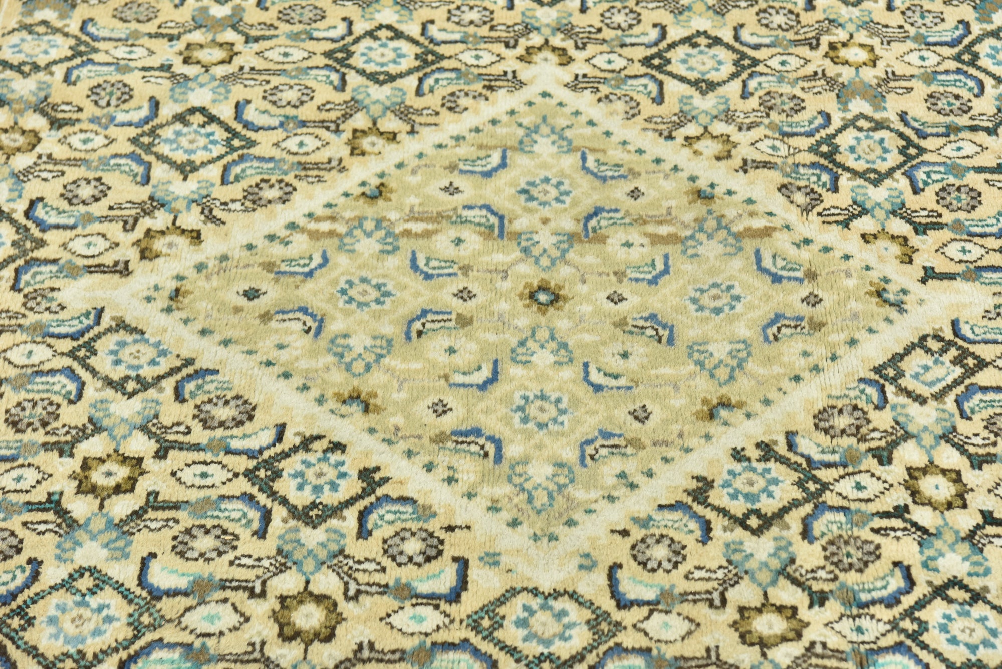 6' 10 x 10' Hand Knotted Farahan Persian Wool Rug