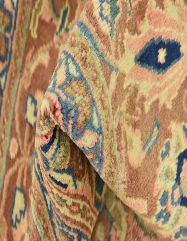 Detail image of 9' 9 x 13'  Hand Knotted Farahan Persian Wool Rug