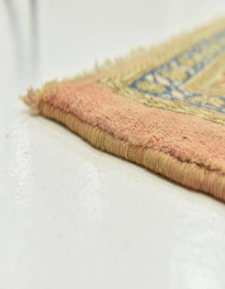 Detail image of 9' 9 x 13'  Hand Knotted Farahan Persian Wool Rug