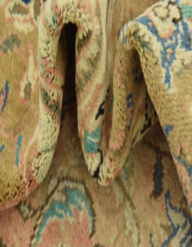 Detail image of 9' 3 x 13' 2  Hand Knotted Farahan Persian Wool Rug