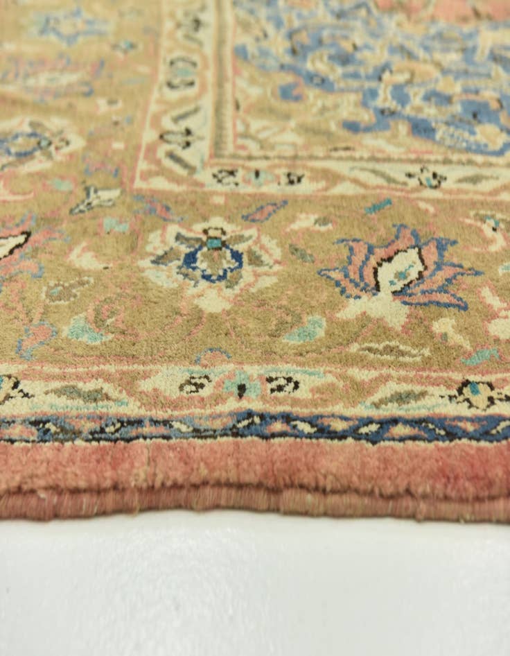 Detail image of 9' 3 x 13' 2  Hand Knotted Farahan Persian Wool Rug