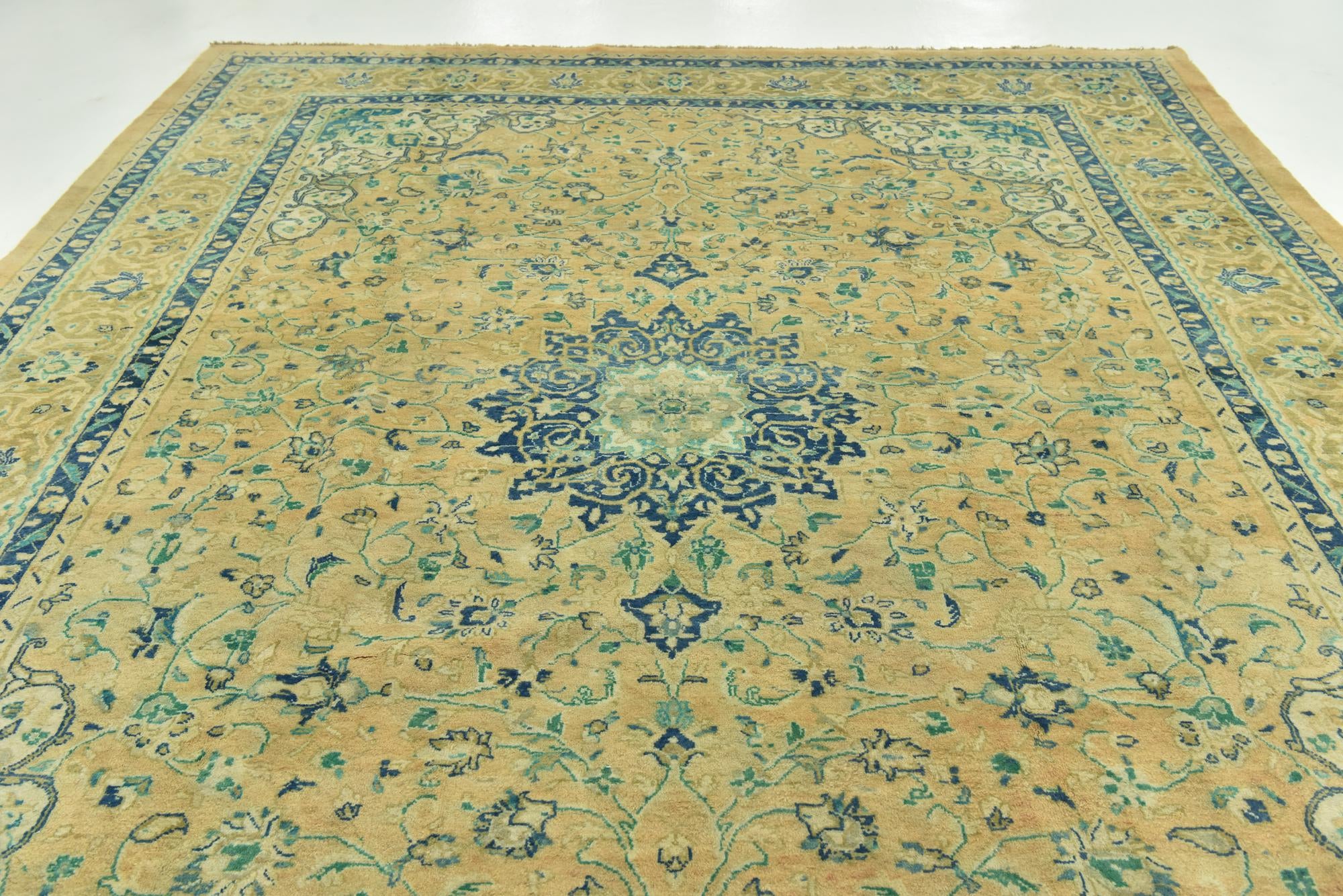 9' 8 x 13' 5 Hand Knotted Farahan Persian Wool Rug