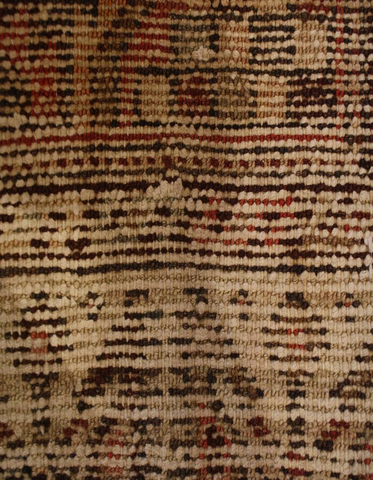 Detail image of 4' 1 x 6' 4 Hand Knotted Hossainabad Persian Wool Rug