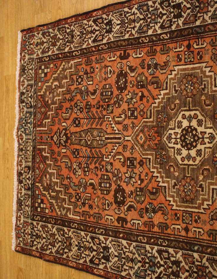 Detail image of 4' 1 x 6' 4 Hand Knotted Hossainabad Persian Wool Rug