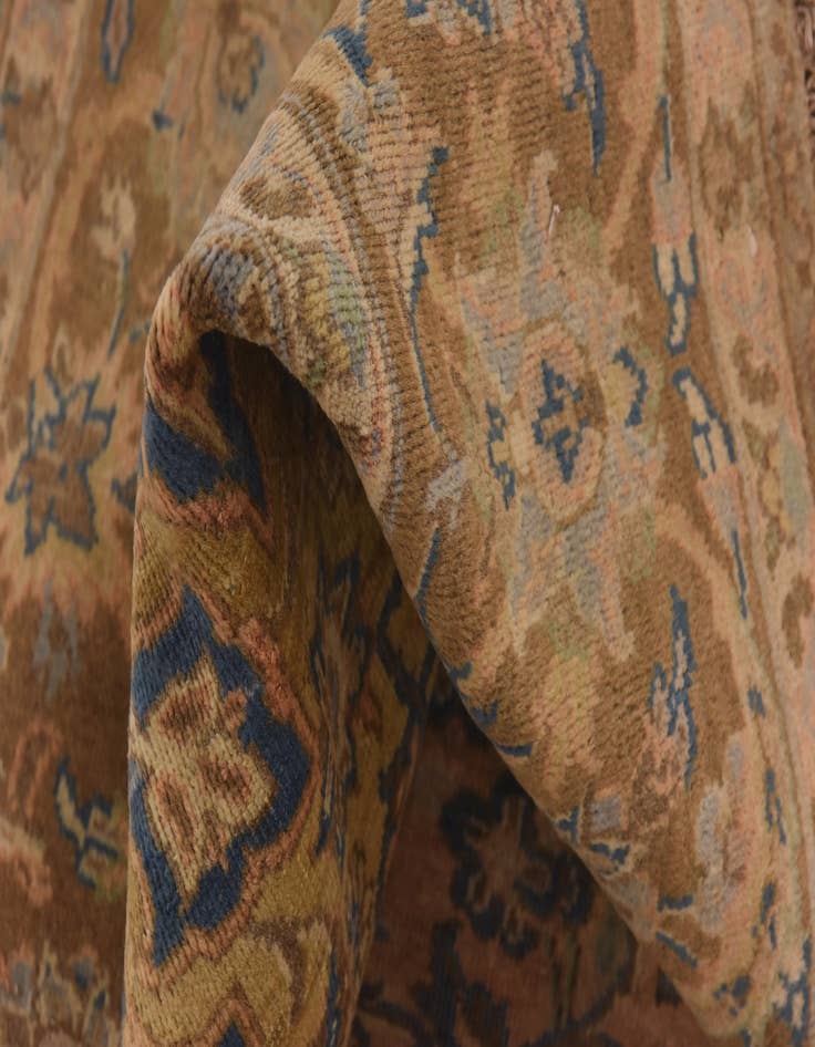 Detail image of 7' 4 x 10' 7 Hand Knotted Isfahan Persian Wool Rug