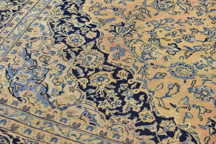 Detail image of 9' 9 x 13' 10 Hand Knotted Kashan Persian Wool Rug