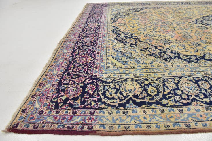 Detail image of 9' 9 x 13' 10 Hand Knotted Kashan Persian Wool Rug