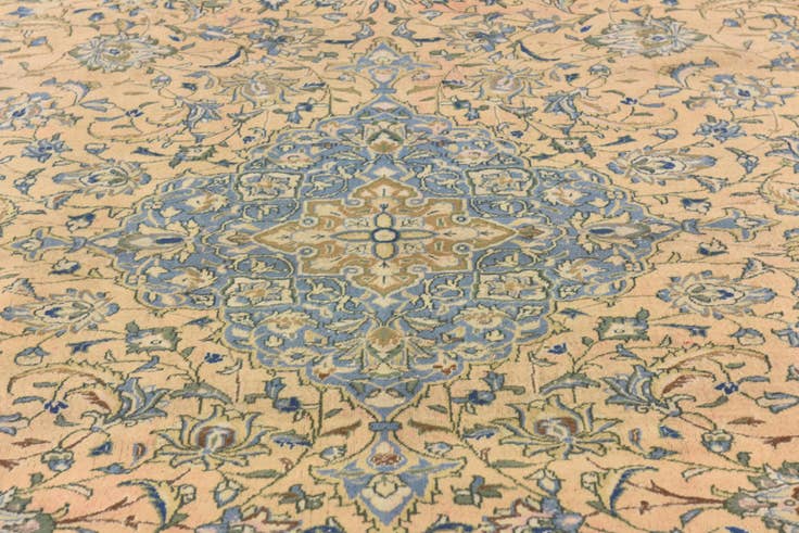 Detail image of 9' 6 x 12' 9 Hand Knotted Kashan Persian Wool Rug