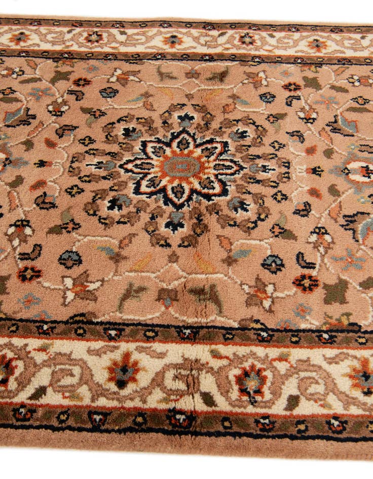 Detail image of 3' x 5' 4 Hand Knotted Kashan Wool Rug