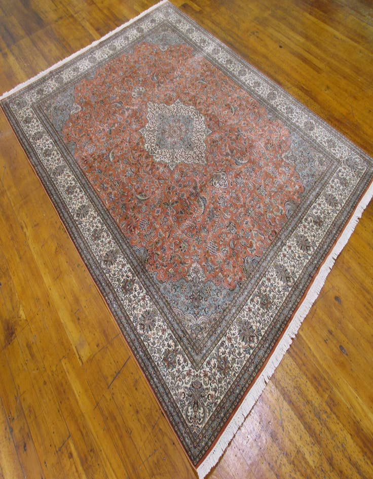 Detail image of 8' 1 x 10' 5 Hand Knotted Kashmir Oriental Rug