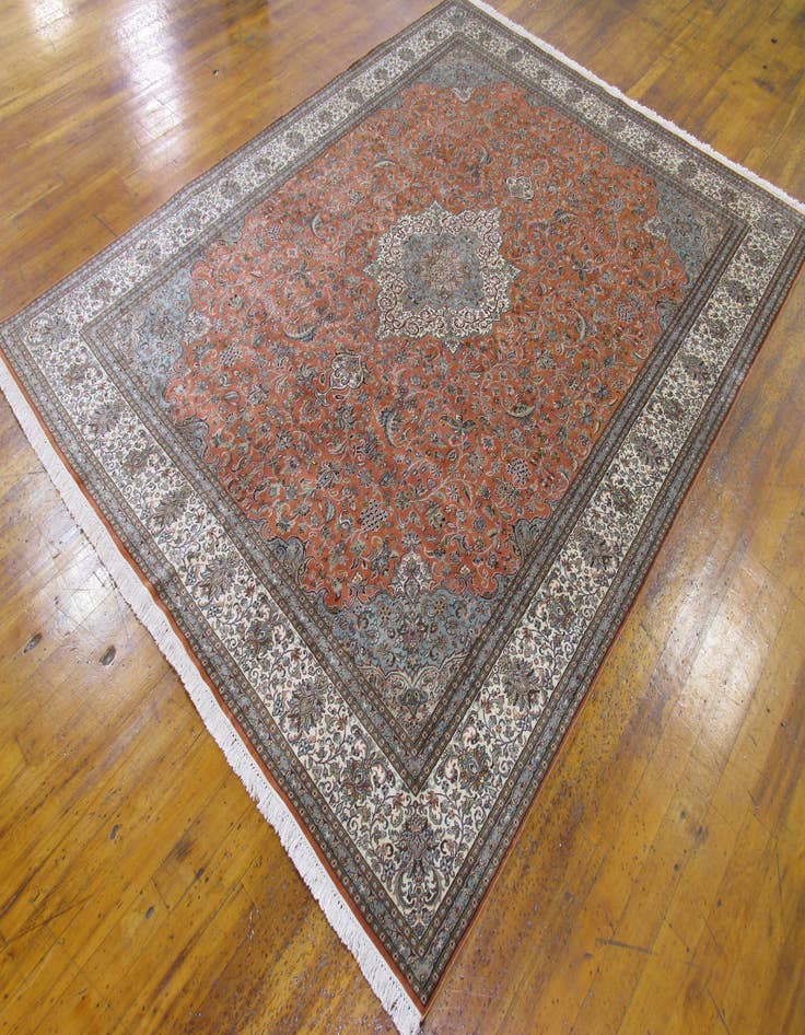 Detail image of 8' 1 x 10' 5 Hand Knotted Kashmir Oriental Rug