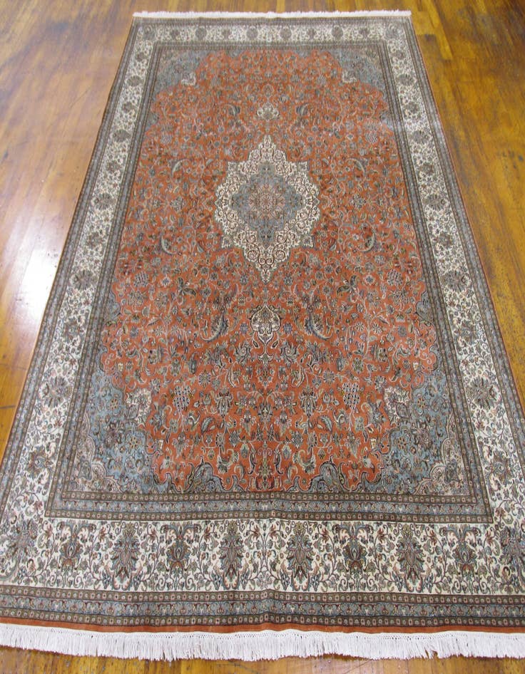 Detail image of 8' 1 x 10' 5 Hand Knotted Kashmir Oriental Rug