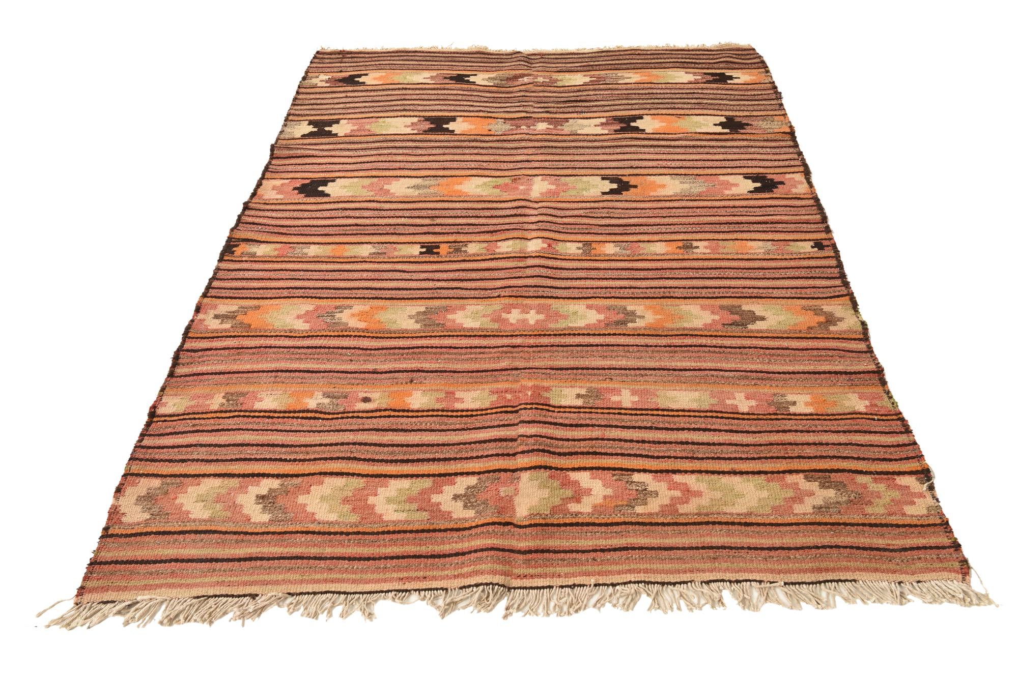 5' x 7' 5 Hand Woven Kilim Fars Wool Rug