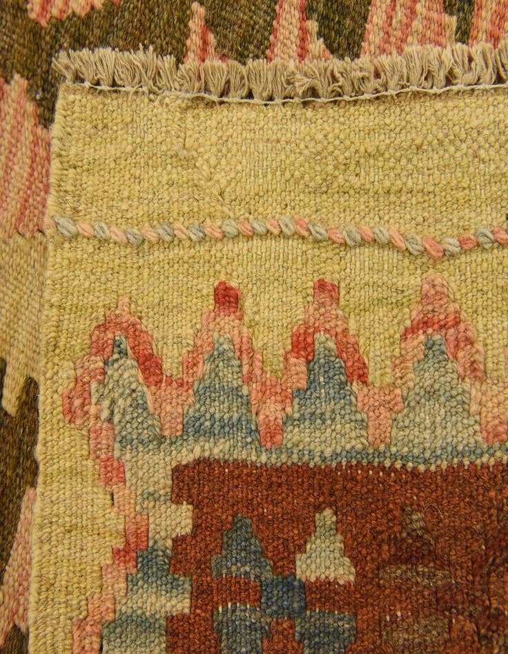 Detail image of 3' 3 x 4' 6 Hand Woven Kilim Maymana Wool Rug