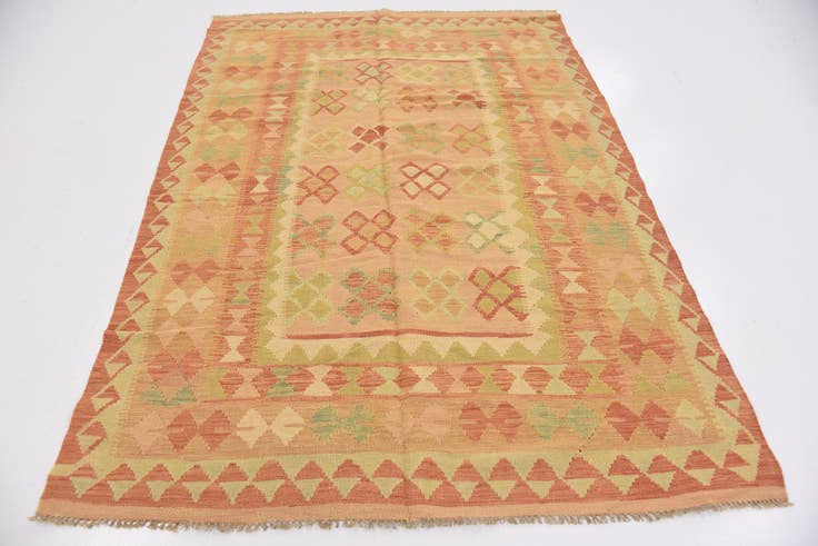 Detail image of 4' 9 x 6' 10 Hand Woven Kilim Waziri Wool Rug