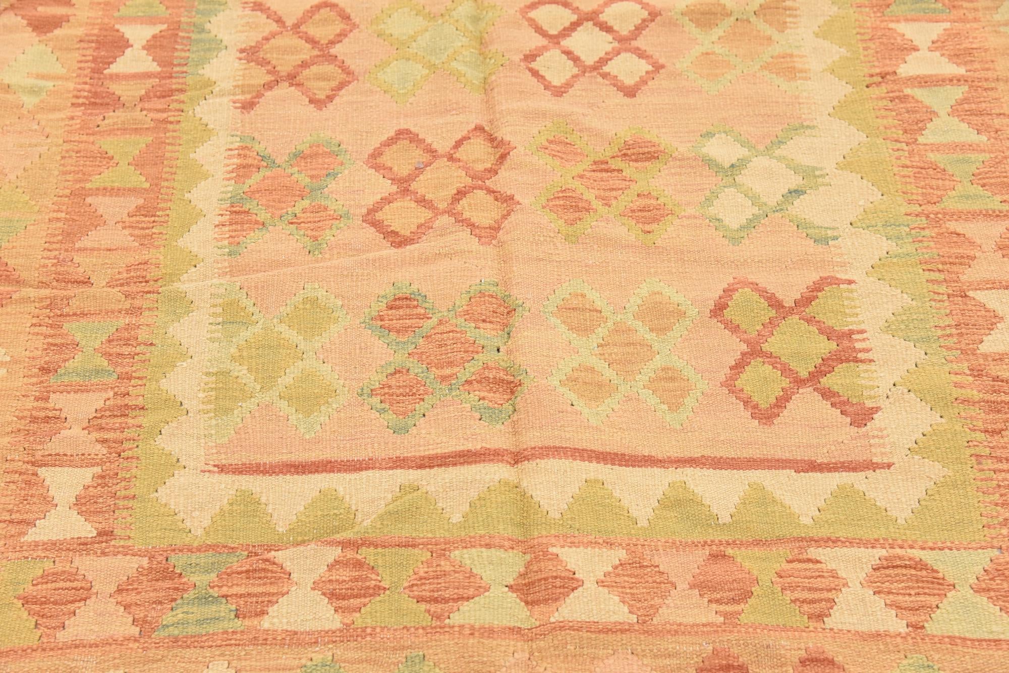 4' 9 x 6' 10 Hand Woven Kilim Waziri Wool Rug