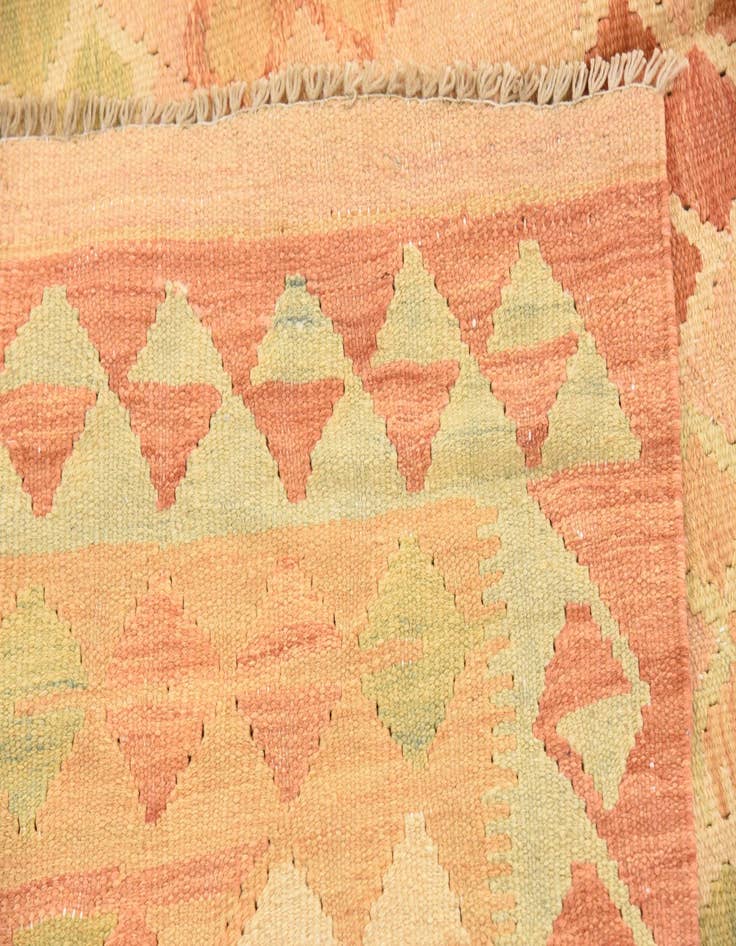 Detail image of 4' 9 x 6' 10  Hand Woven Kilim Waziri Wool Rug