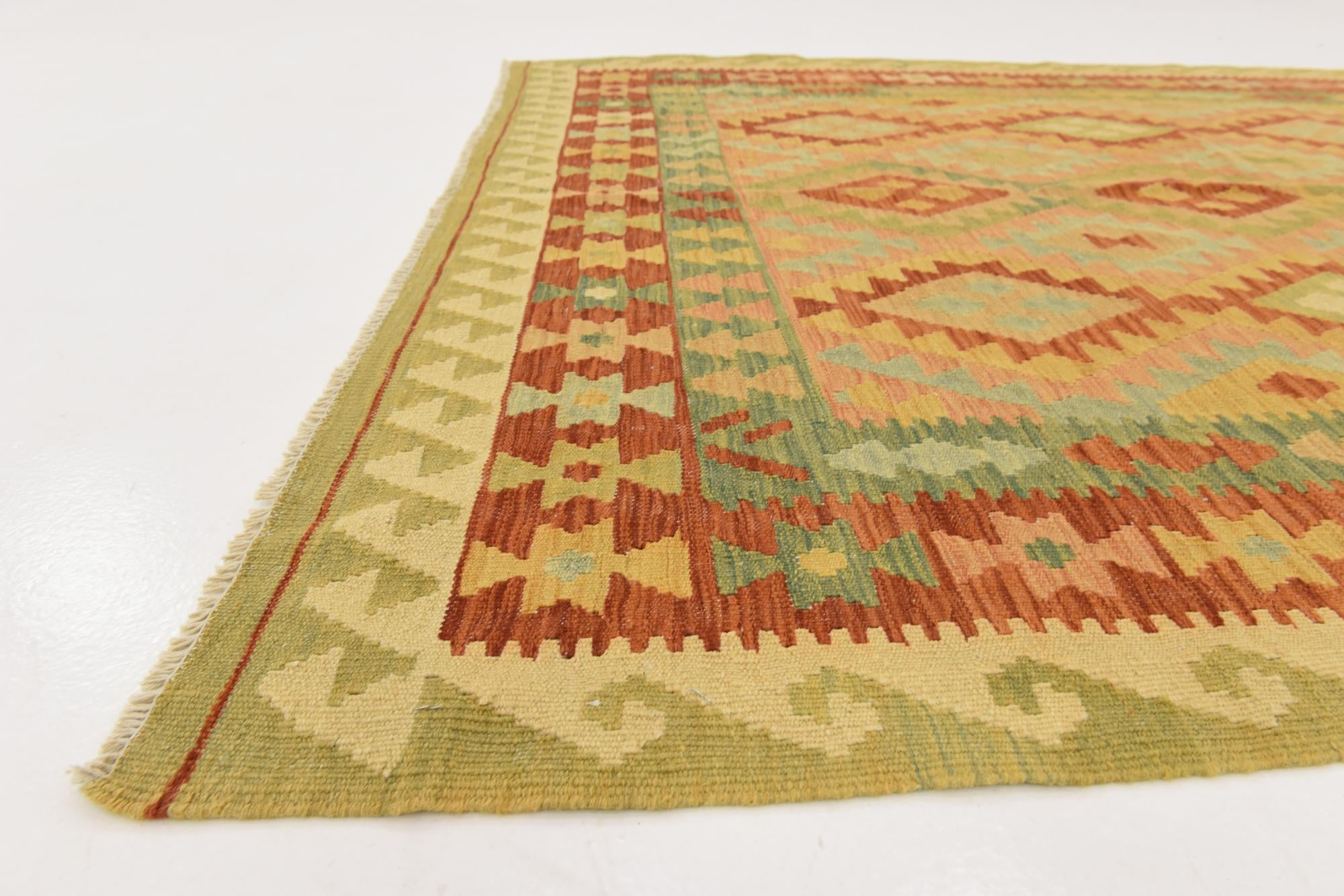 5' x 6' 6 Hand Woven Kilim Waziri Wool Rug