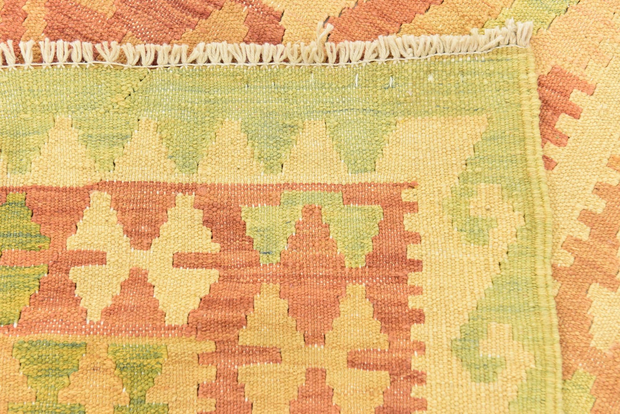 4' 10 x 6' 6 Hand Woven Kilim Waziri Wool Rug