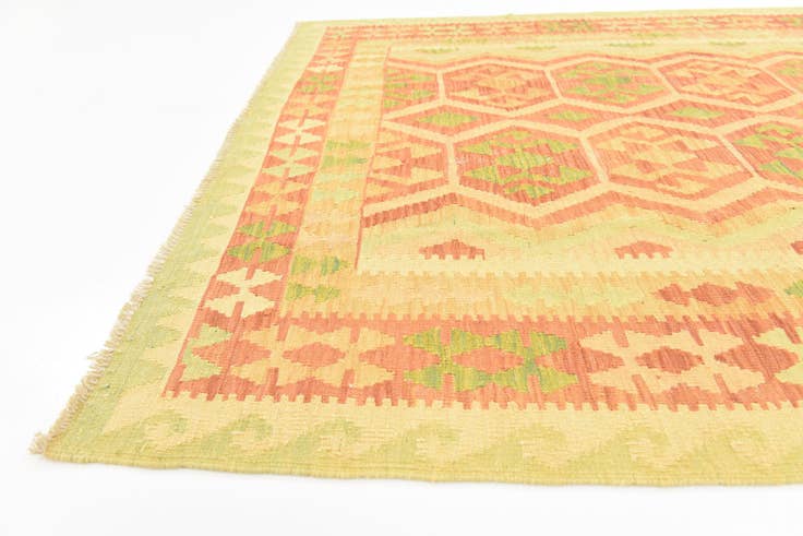 Detail image of 4' 10 x 6' 6 Hand Woven Kilim Waziri Wool Rug
