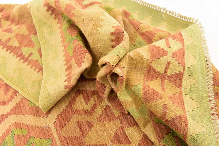 4' 10 x 6' 6 Hand Woven Kilim Waziri Wool Rug