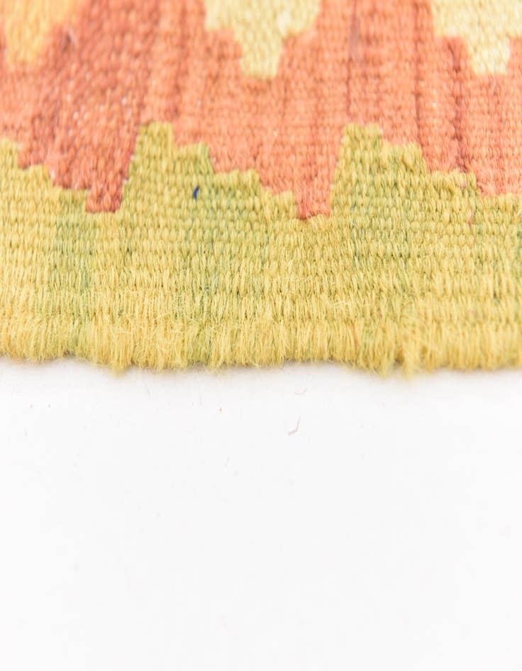 Detail image of 4' 7 x 6' 6  Hand Woven Kilim Waziri Wool Rug