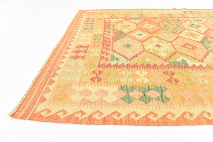 Detail image of 4' 10 x 6' 9 Hand Woven Kilim Waziri Wool Rug