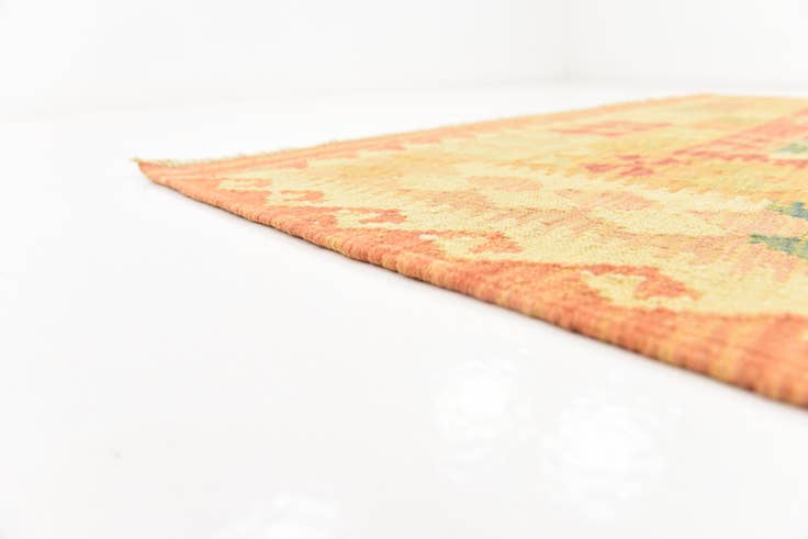 Detail image of 4' 10 x 6' 9 Hand Woven Kilim Waziri Wool Rug