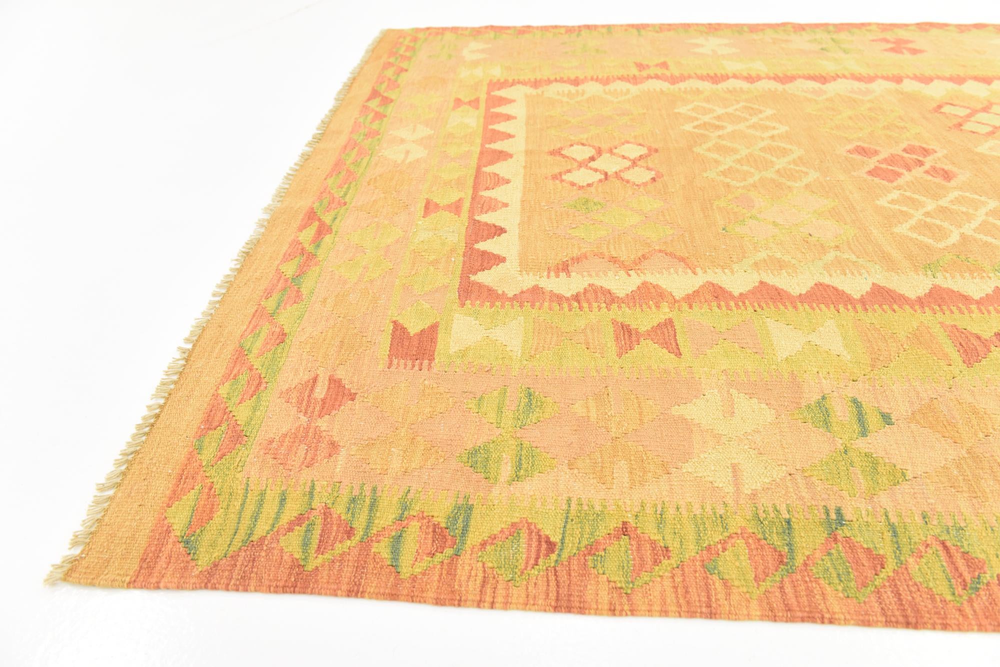 4' 10 x 6' 9 Hand Woven Kilim Waziri Wool Rug