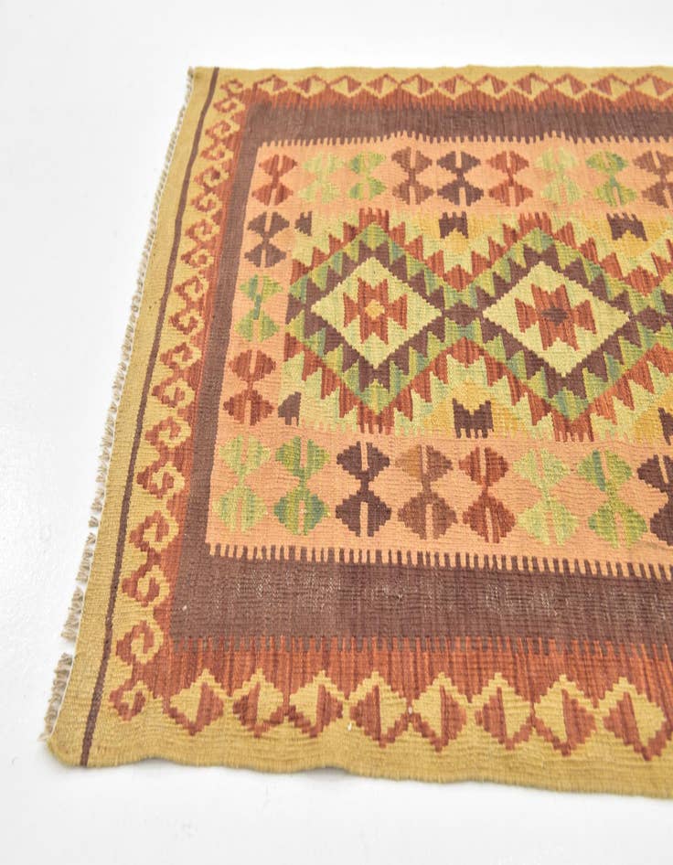 Detail image of 2' 9 x 4' 5  Hand Woven Kilim Waziri Wool Rug