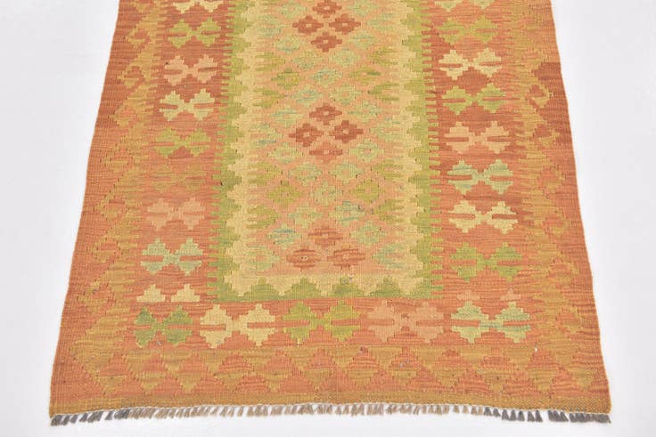 Detail image of 2' 7 x 4' 3 Hand Woven Kilim Waziri Wool Rug
