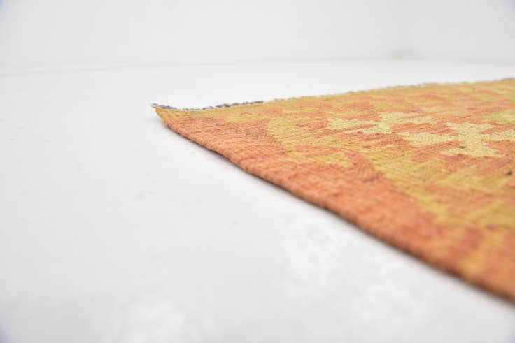Detail image of 2' 7 x 4' 3 Hand Woven Kilim Waziri Wool Rug