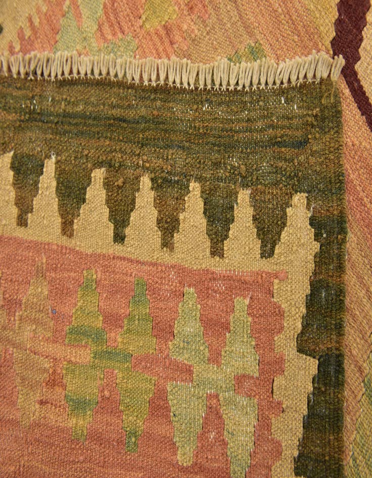 Detail image of 2' 4 x 4' 2 Hand Woven Kilim Waziri Wool Rug