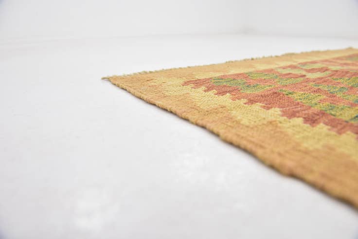 Detail image of 2' 10 x 4' 5 Hand Woven Kilim Waziri Wool Rug