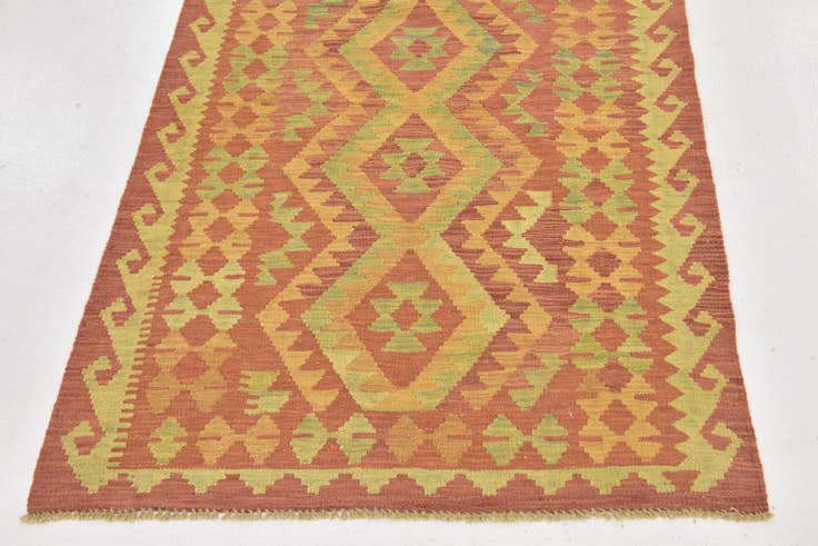 Detail image of 3' 2 x 4' 10 Hand Woven Kilim Waziri Wool Rug