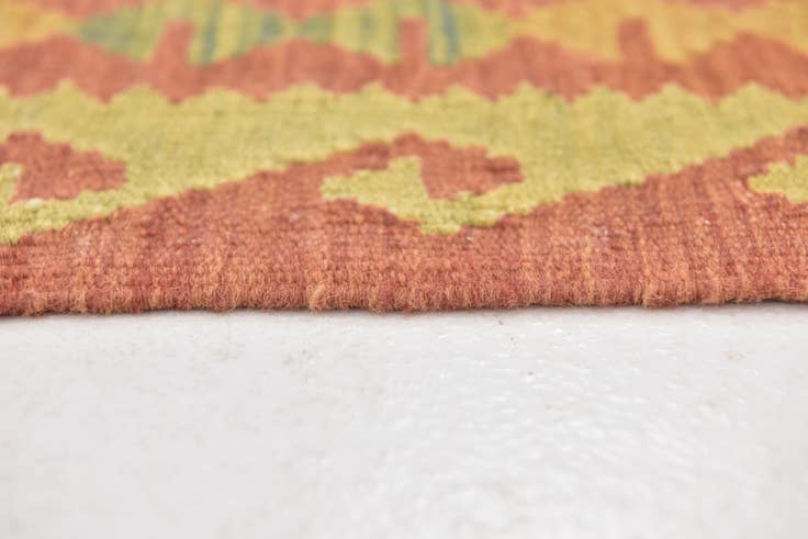 Detail image of 3' 2 x 4' 10 Hand Woven Kilim Waziri Wool Rug