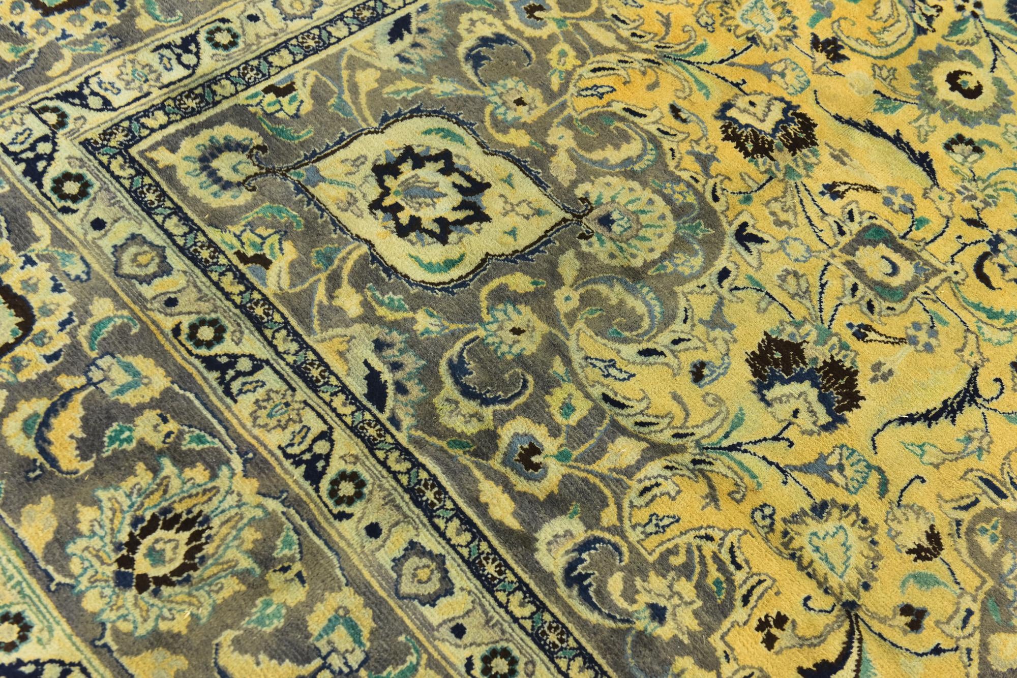 9' 8 x 13' Hand Knotted Mashad Persian Wool Rug