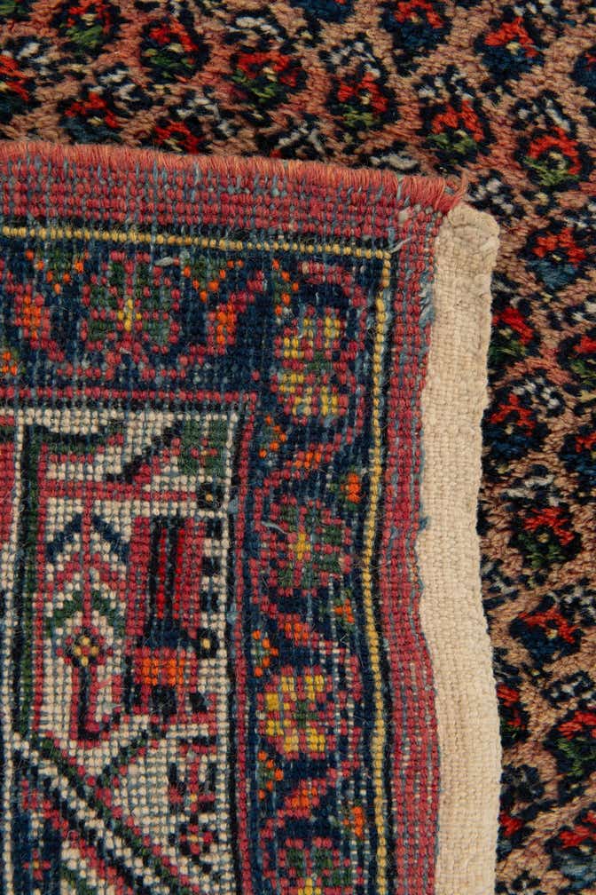 4' 1 x 6' 10 Hand Knotted Mir Wool Rug