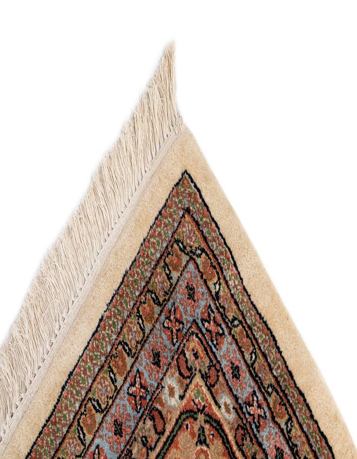 Detail image of 8' 2 x 11' 5  Hand Knotted Mir Wool Rug