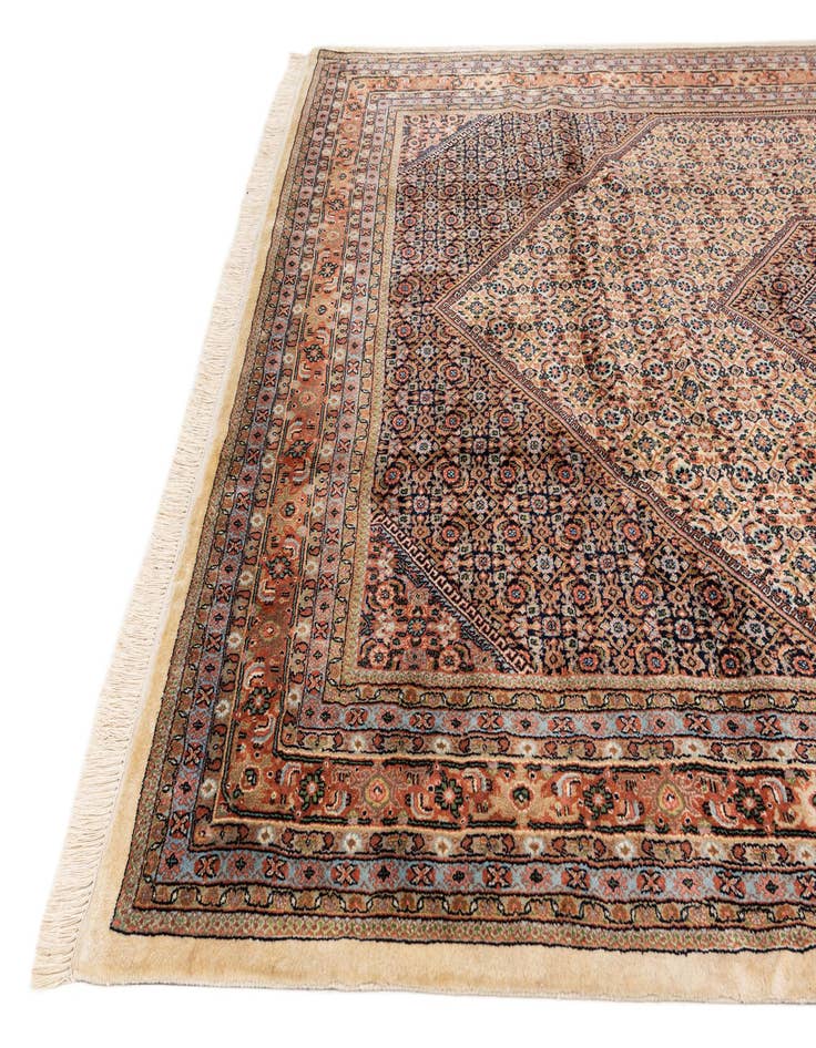 Detail image of 8' 2 x 11' 5 Hand Knotted Mir Wool Rug