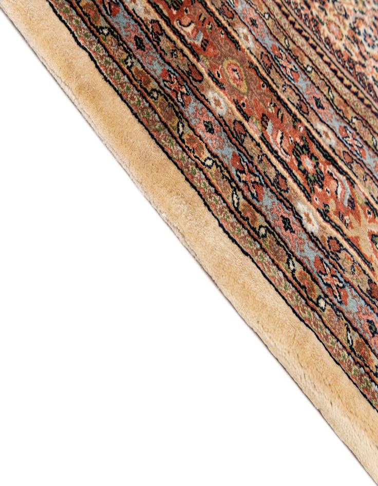 Detail image of 8' 2 x 11' 5  Hand Knotted Mir Wool Rug