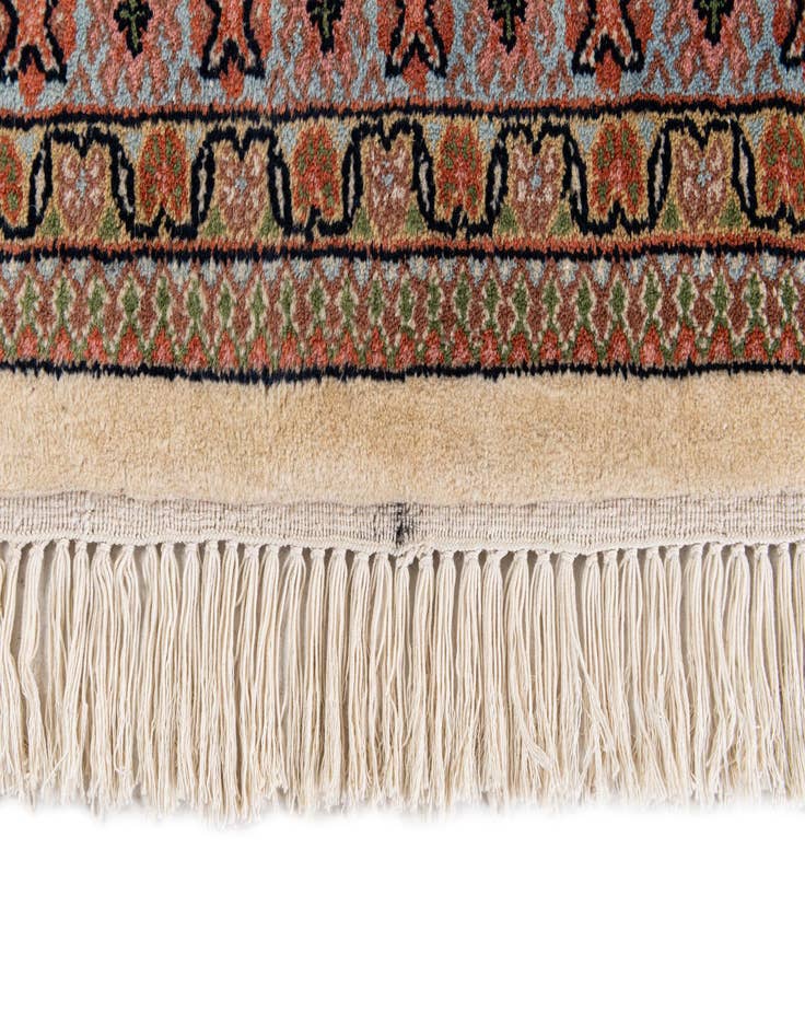 Detail image of 8' 2 x 11' 5  Hand Knotted Mir Wool Rug