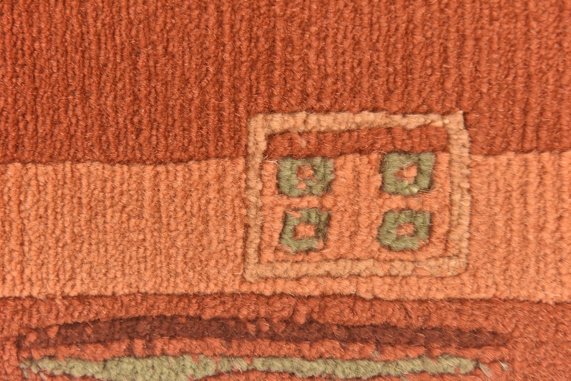 2' 4 x 4' 6 Hand Knotted Nepal Wool Rug