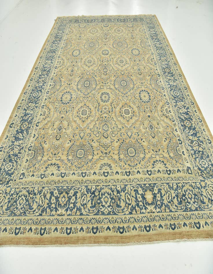 Detail image of 10' x 13' 6  Hand Knotted Peshawar Ziegler Rug