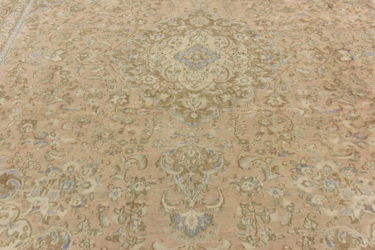Detail image of 9' 8 x 12' 7 Hand Knotted Ultra Vintage Persian Wool Rug