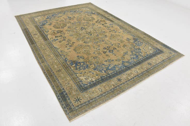Detail image of 7' 1 x 10' 1 Hand Knotted Ultra Vintage Persian Wool Rug